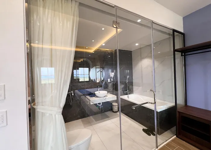 Edenam Boutique Hạ Long